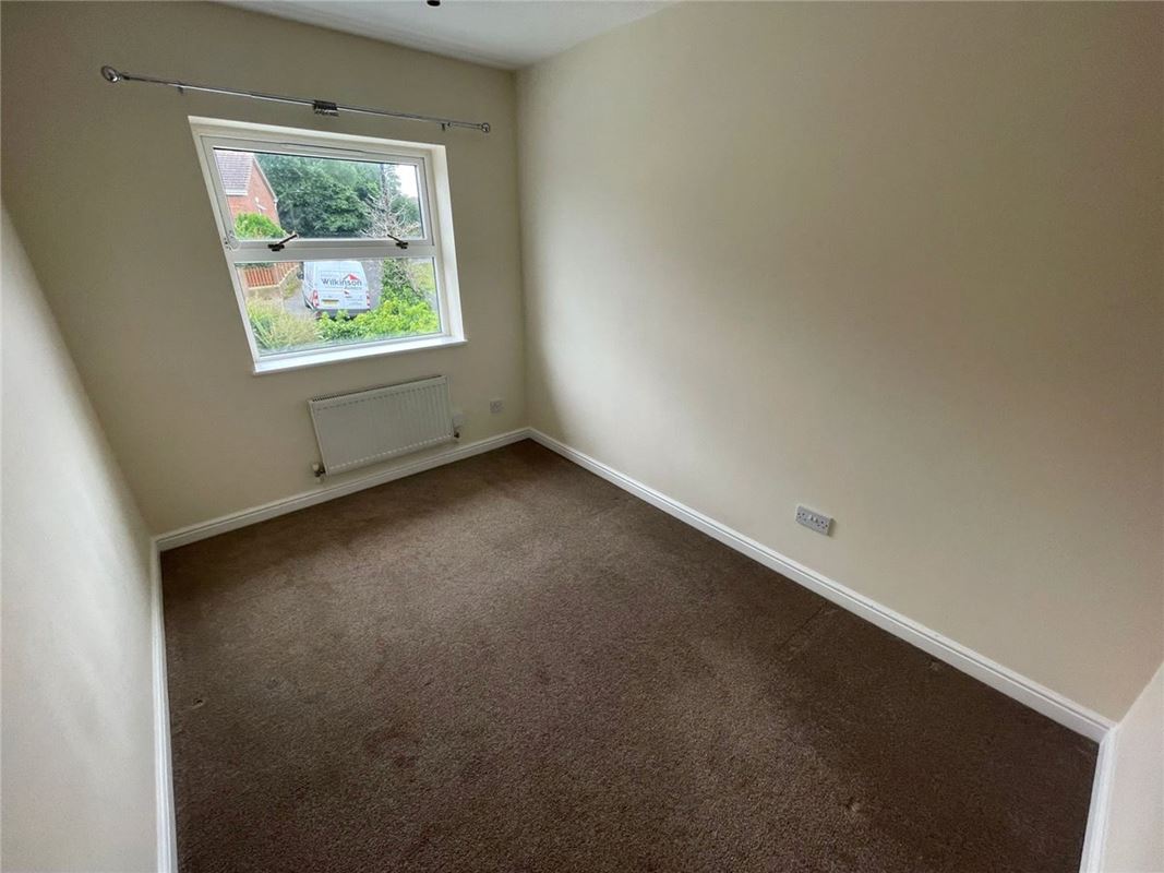 3 bedroom house, Sherbourne Avenue, Bramley S66 - Available