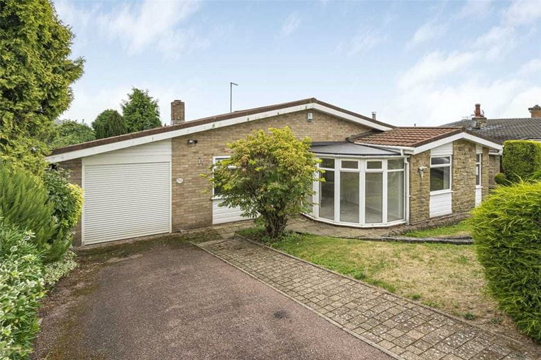 2 bedroom bungalow, Kings Drive, Hopton ST18 - Available