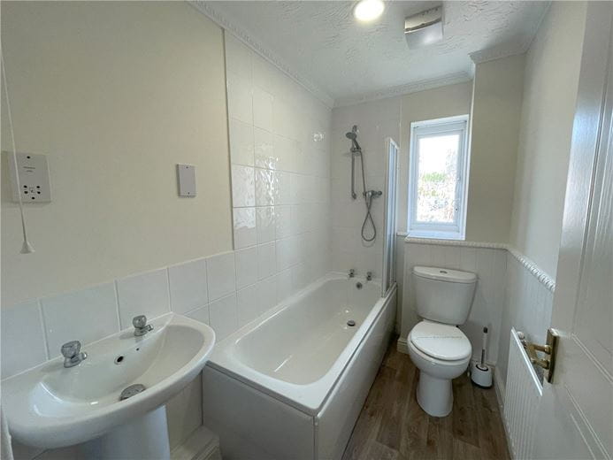 2 bedroom house, Kelso Close, Measham DE12 - Available