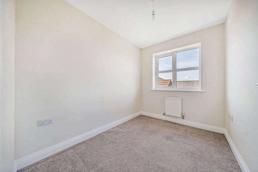 3 bedroom house, Thurgaton Way, Newton DE55 - Available