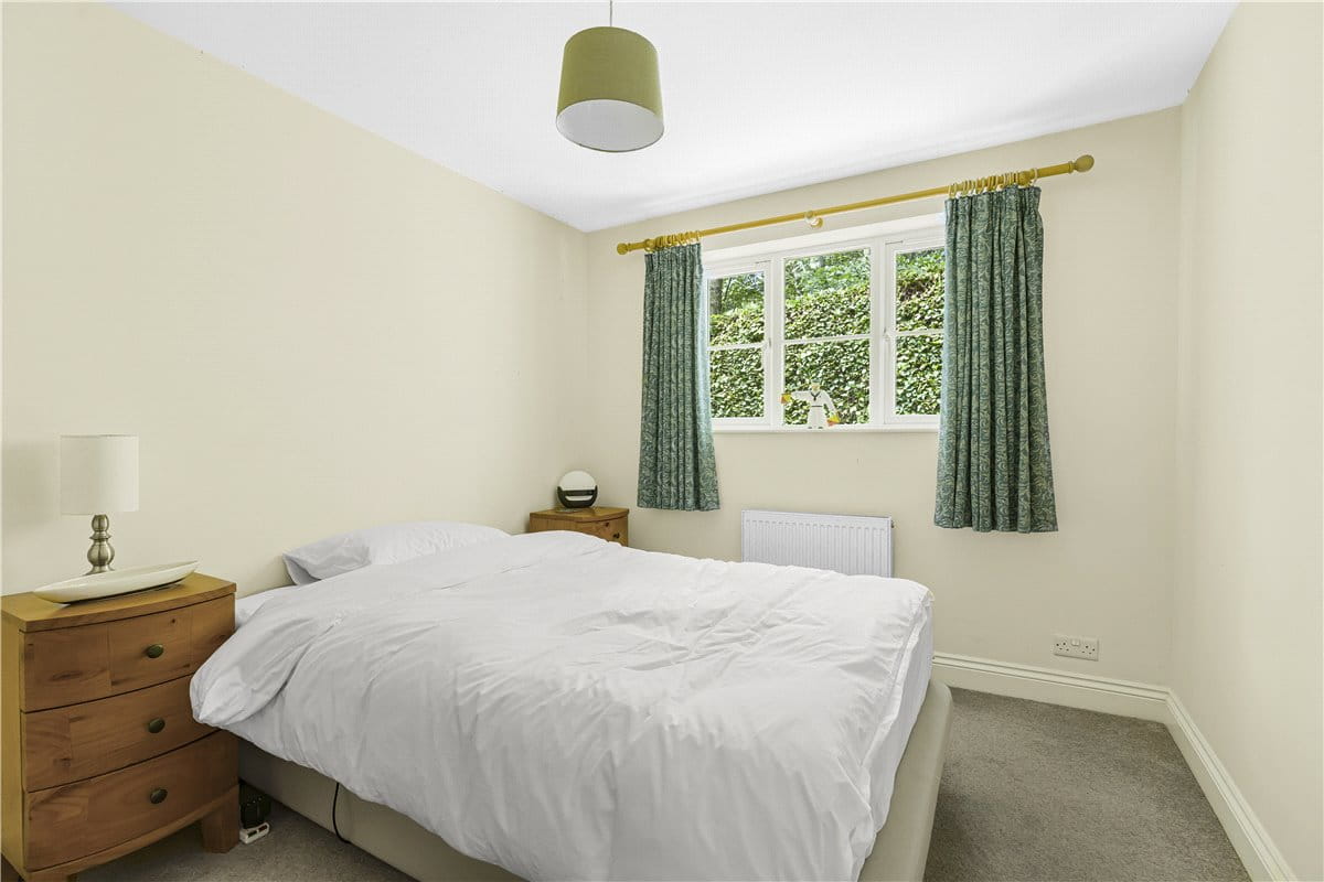 3 bedroom bungalow, Great Hampden, Great Missenden HP16 - Available