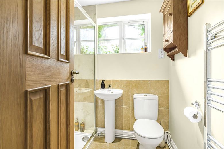 3 bedroom bungalow, Great Hampden, Great Missenden HP16 - Available