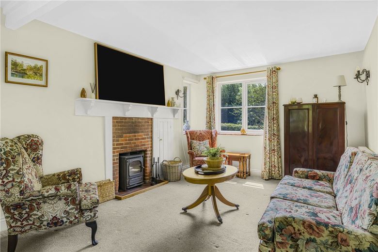 3 bedroom bungalow, Great Hampden, Great Missenden HP16 - Available