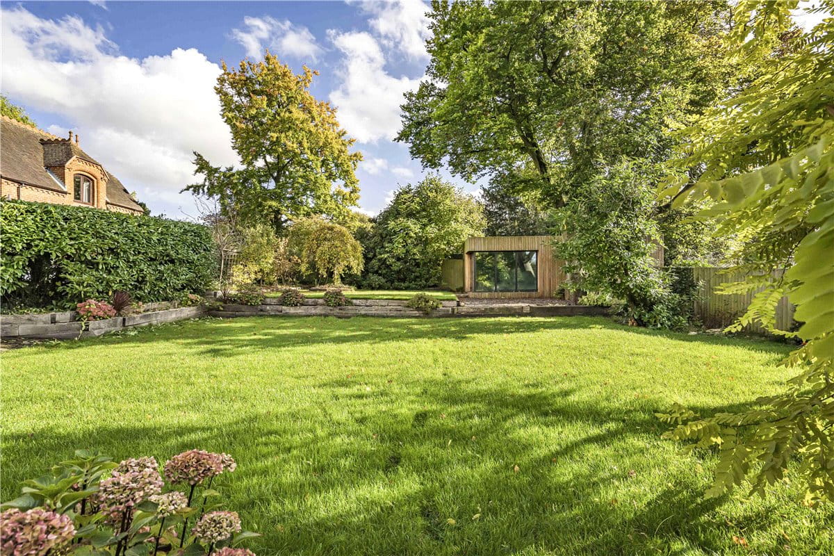 5 bedroom house, Church Road, Horspath OX33