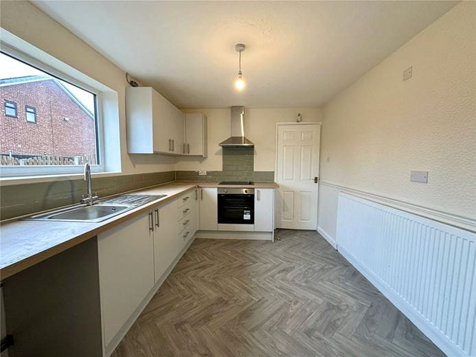 3 bedroom house, Mallory Drive, Mexborough S64 - Available