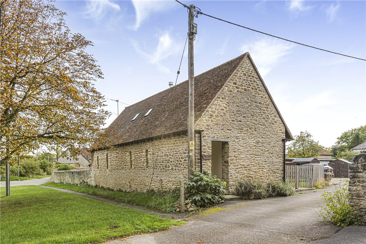 2 bedroom house, Mill Road, Marcham OX13 - Available