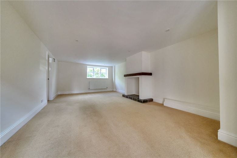 5 bedroom , Yew Tree Court, Nantwich Road CW10 - Let Agreed