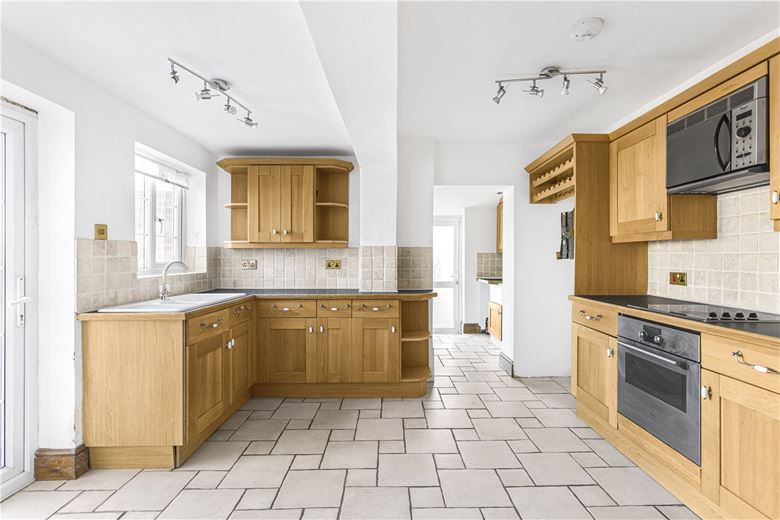 4 bedroom house, Bury Lane, Hatfield Peverel CM3 - Let Agreed