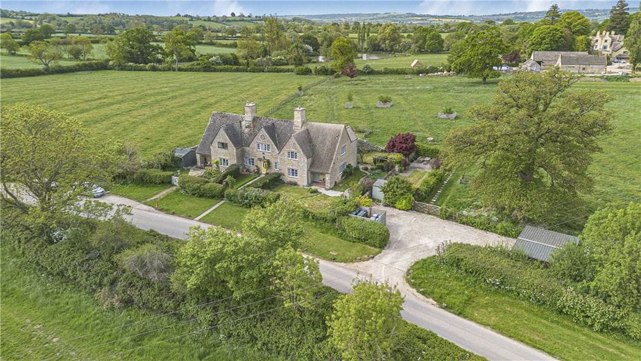 3 bedroom house, Chastleton, Moreton-in-Marsh GL56 - Available