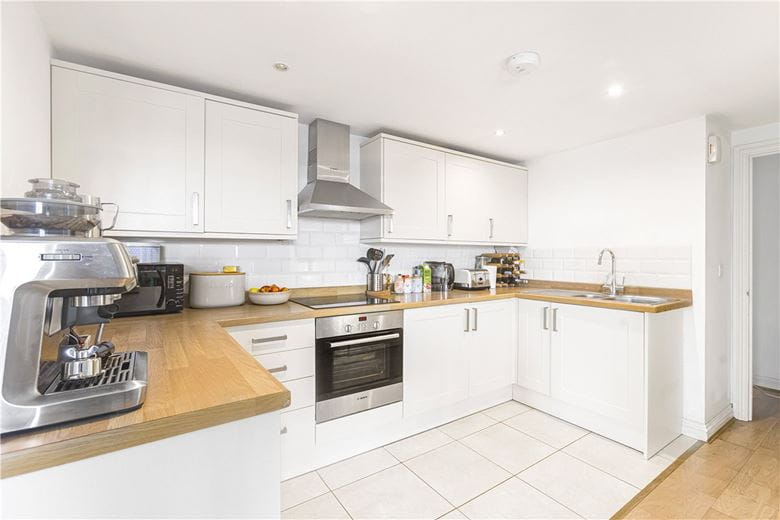 2 bedroom flat, Shipton Road, Woodstock OX20 - Available