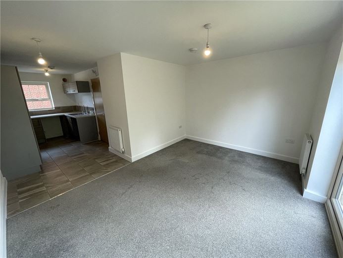 3 bedroom house, Comelybank Drive, Mexborough S64 - Available