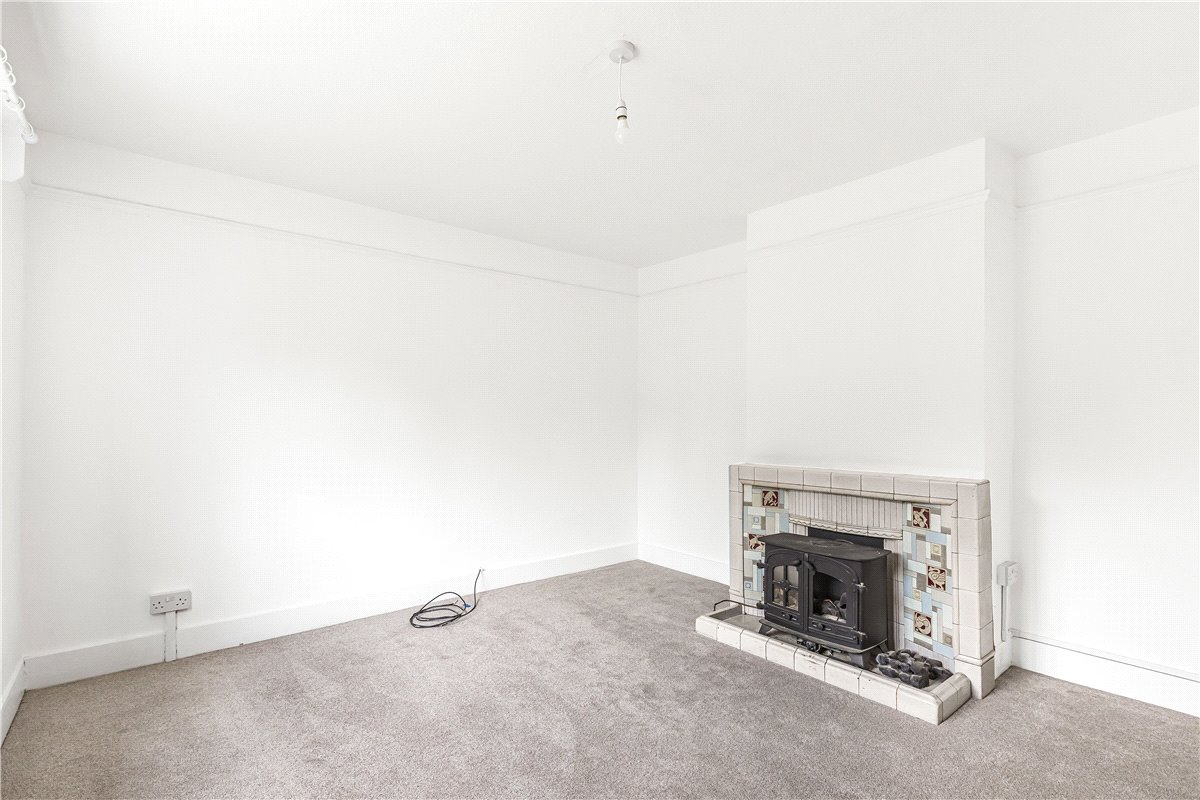 3 bedroom house, Ockendon Road, Upminster RM14 - Let Agreed