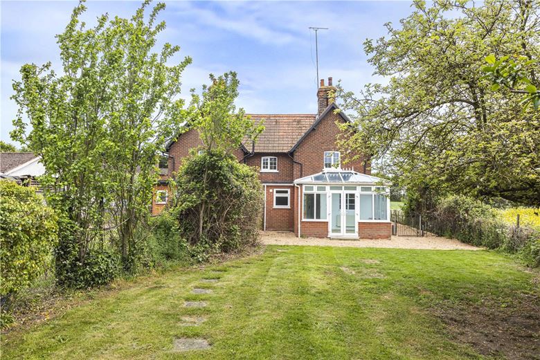 3 bedroom house, Ockendon Road, Upminster RM14 - Let Agreed