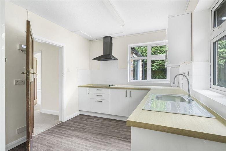 2 bedroom bungalow, Old Risborough Road, Stoke Mandeville HP22 - Available