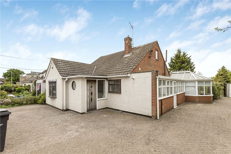 3 bedroom bungalow, Bury Lane, Hatfield Peverel CM3 - Available