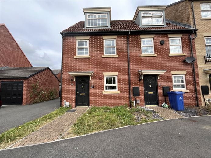 3 bedroom house, Comelybank Drive, Mexborough S64 - Available