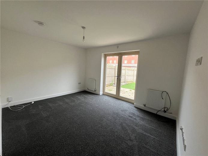 3 bedroom house, Comelybank Drive, Mexborough S64 - Available
