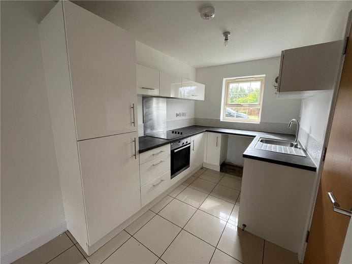 3 bedroom house, Comelybank Drive, Mexborough S64 - Available