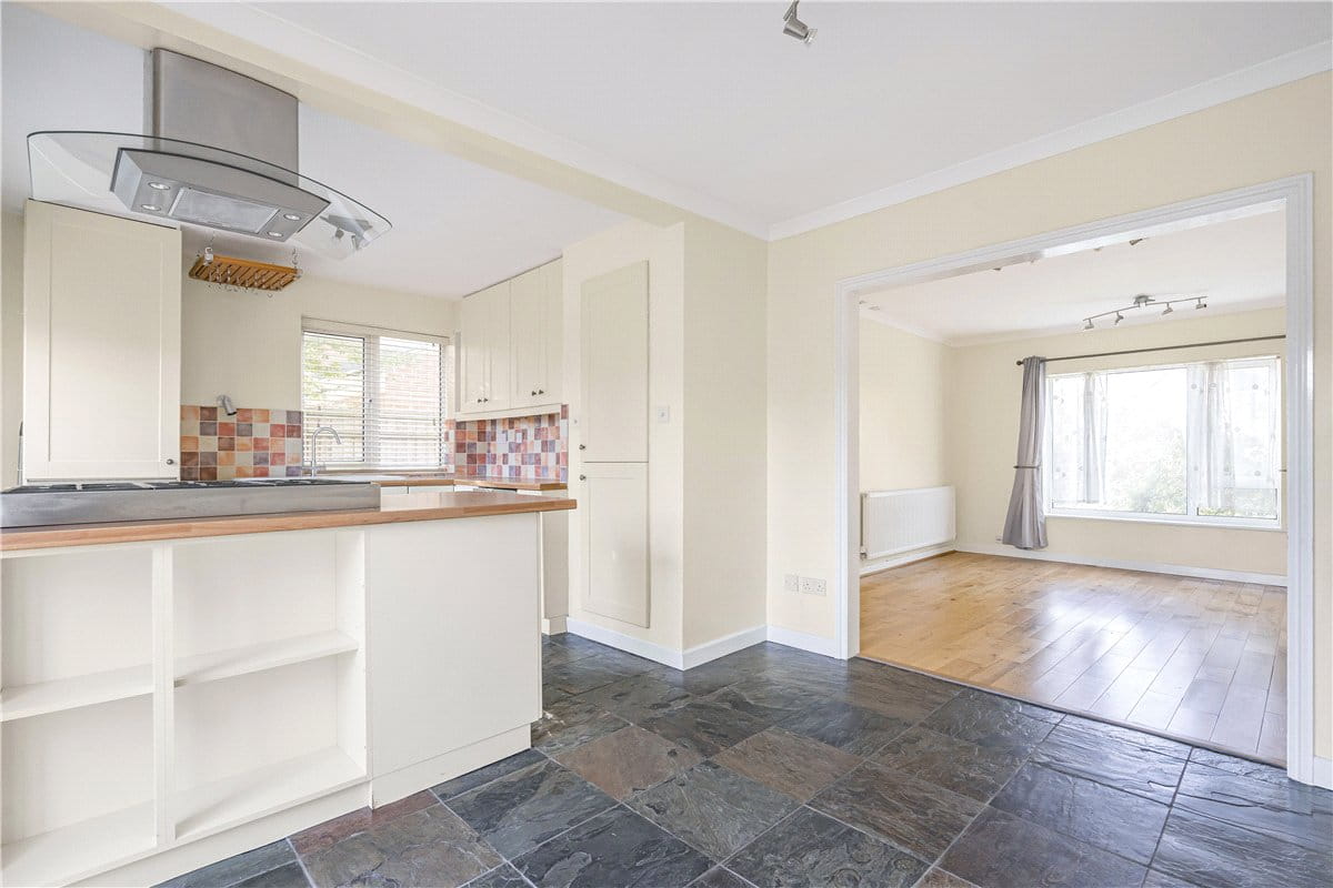 3 bedroom house, Faringdon Road, Southmoor OX13 - Available