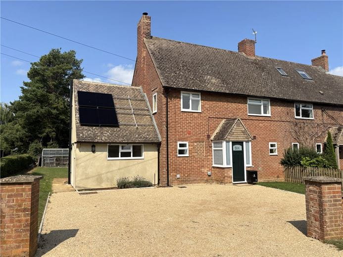 3 bedroom house, Duns Tew Road, Hempton OX15 - Available