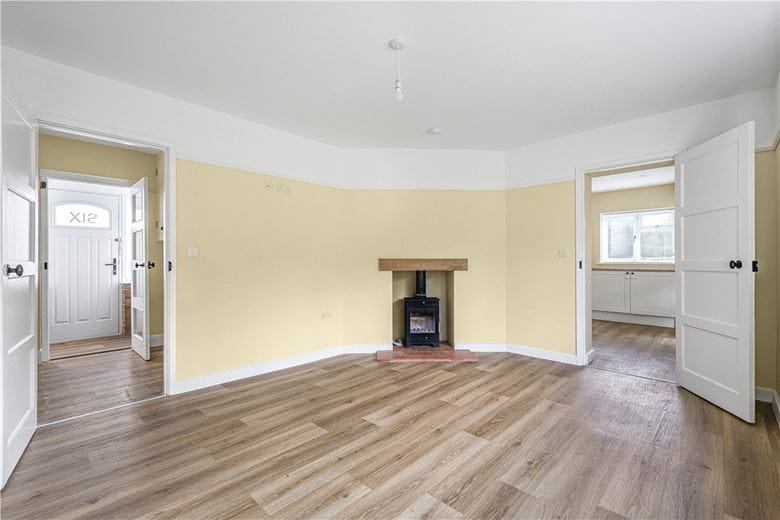 3 bedroom house, Duns Tew Road, Hempton OX15 - Available