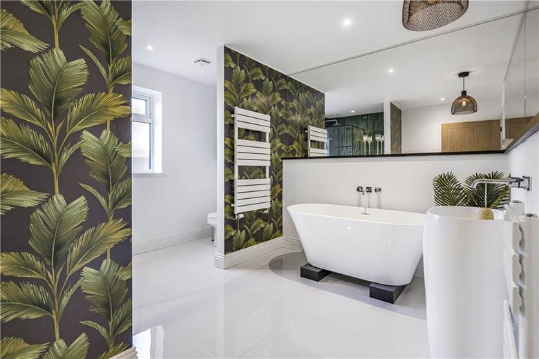 4 bedroom house, New Road, Dinton HP17 - Available