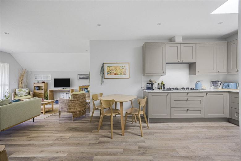 2 bedroom flat, Cumnor Hill, Oxford OX2 - Available
