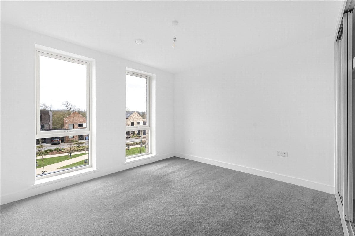 2 bedroom flat, 8 Shillingford House, Munda Way OX2 - Available