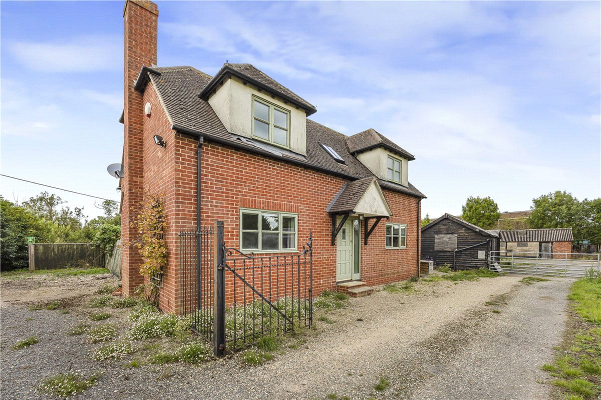 3 bedroom house, Edgeway Road, Marston OX3 - Let Agreed
