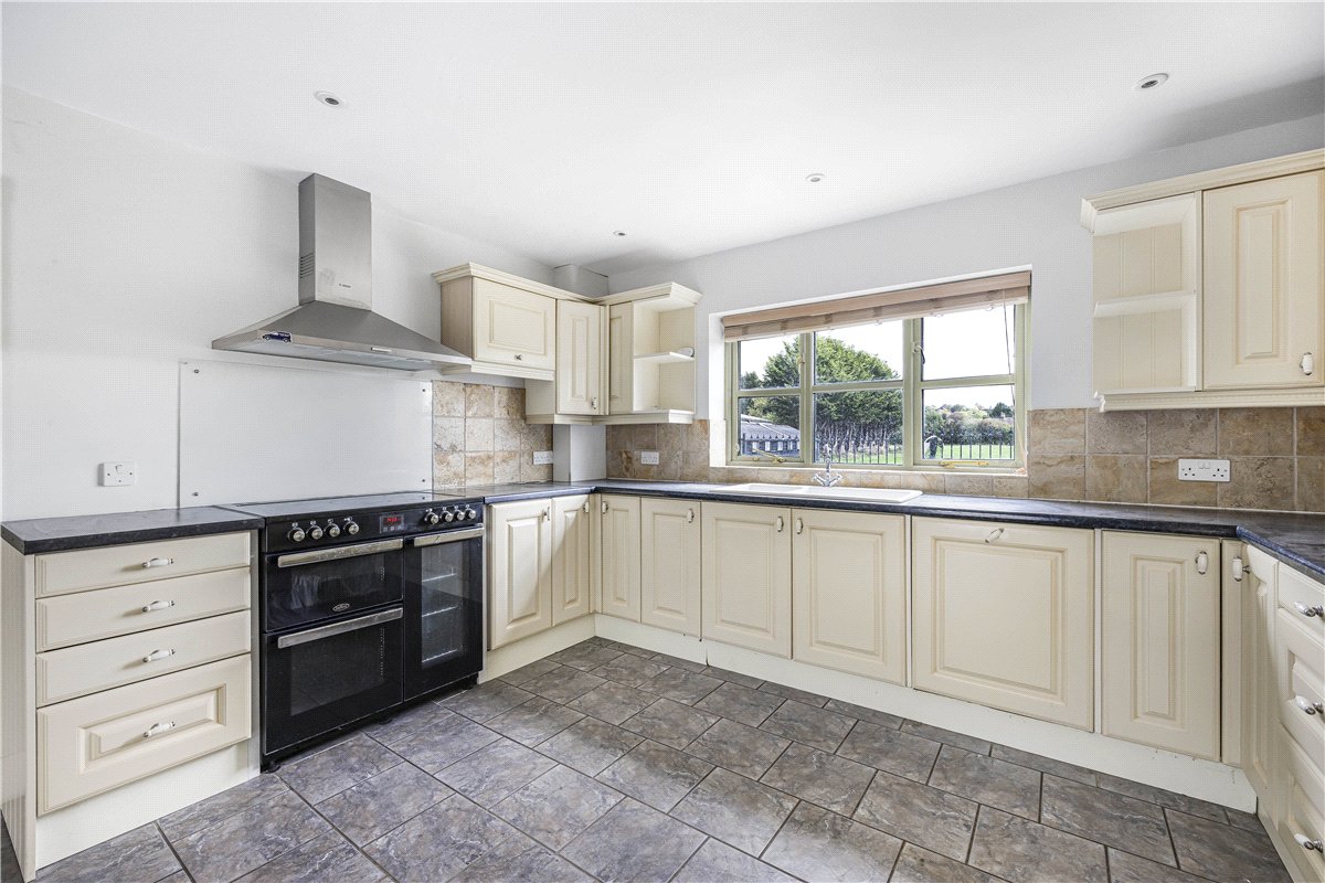 3 bedroom house, Edgeway Road, Marston OX3 - Let Agreed