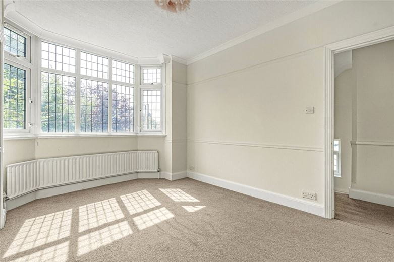 3 bedroom house, Crackley Crescent, Kenilworth CV8 - Available