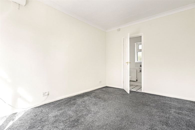 3 bedroom bungalow, Hodgetts Lane, Burton Green CV8 - Available