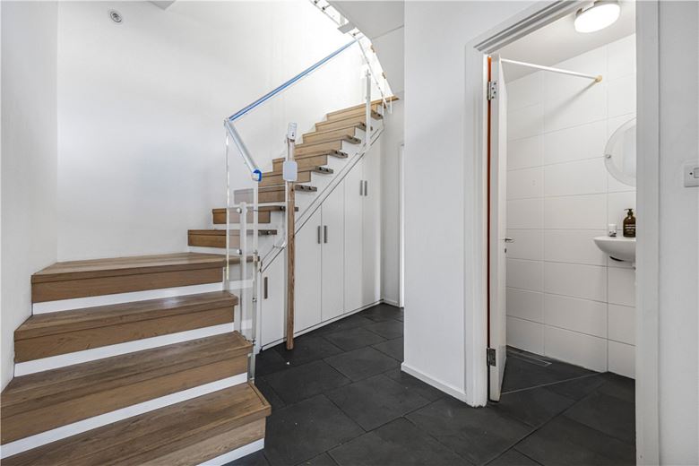 4 bedroom house, Parkway, London NW1 - Available