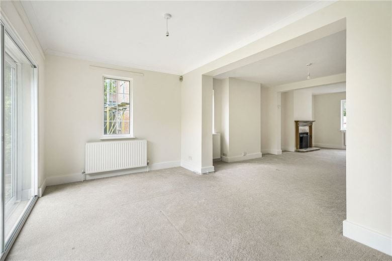 4 bedroom house, Bacombe Lane, Wendover HP22 - Available