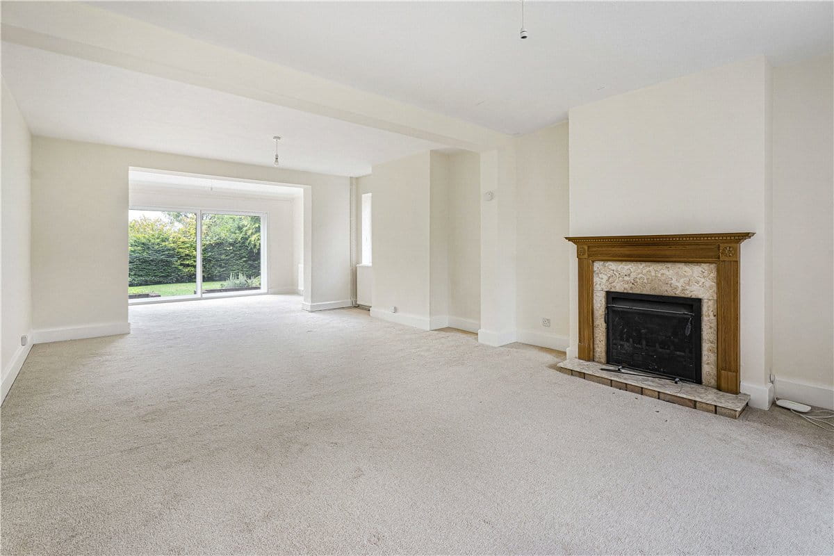 4 bedroom house, Bacombe Lane, Wendover HP22 - Available