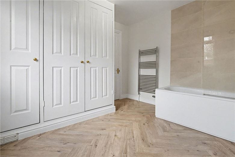 1 bedroom flat, Walton Street, Oxford OX2 - Available