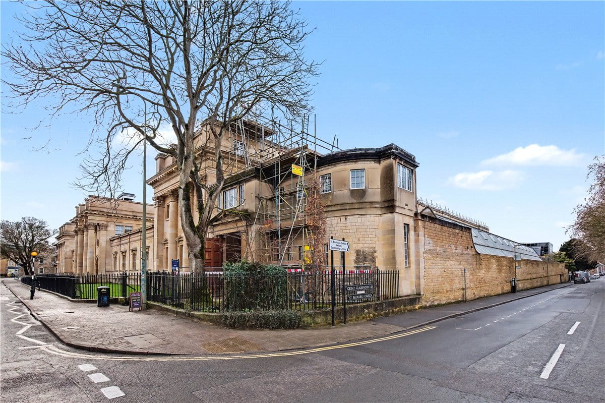 1 bedroom flat, Walton Street, Oxford OX2 - Available