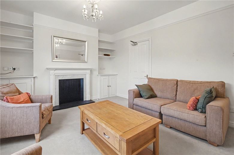 1 bedroom flat, Walton Street, Oxford OX2 - Available
