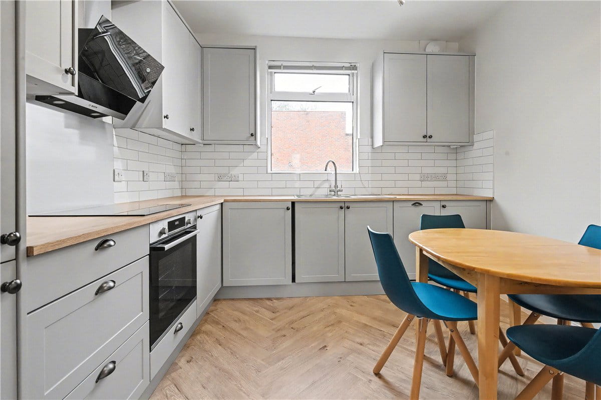 1 bedroom flat, Walton Street, Oxford OX2 - Available