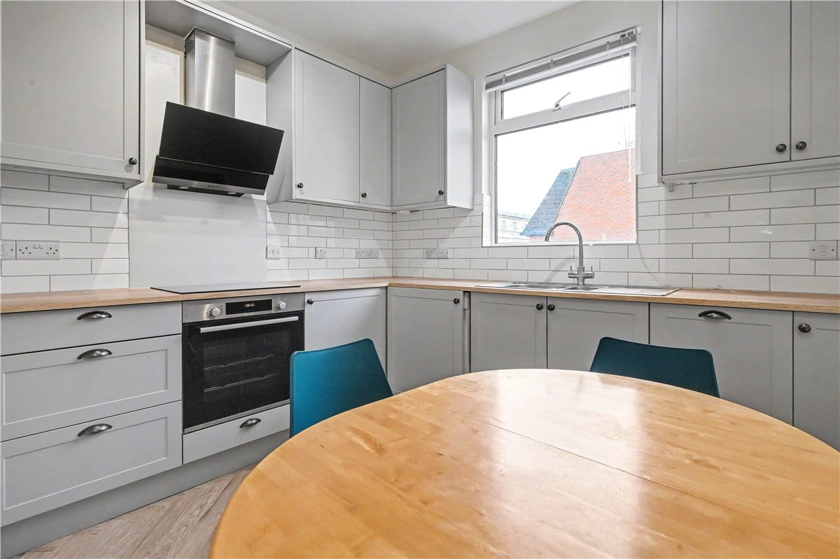 1 bedroom flat, Walton Street, Oxford OX2 - Available