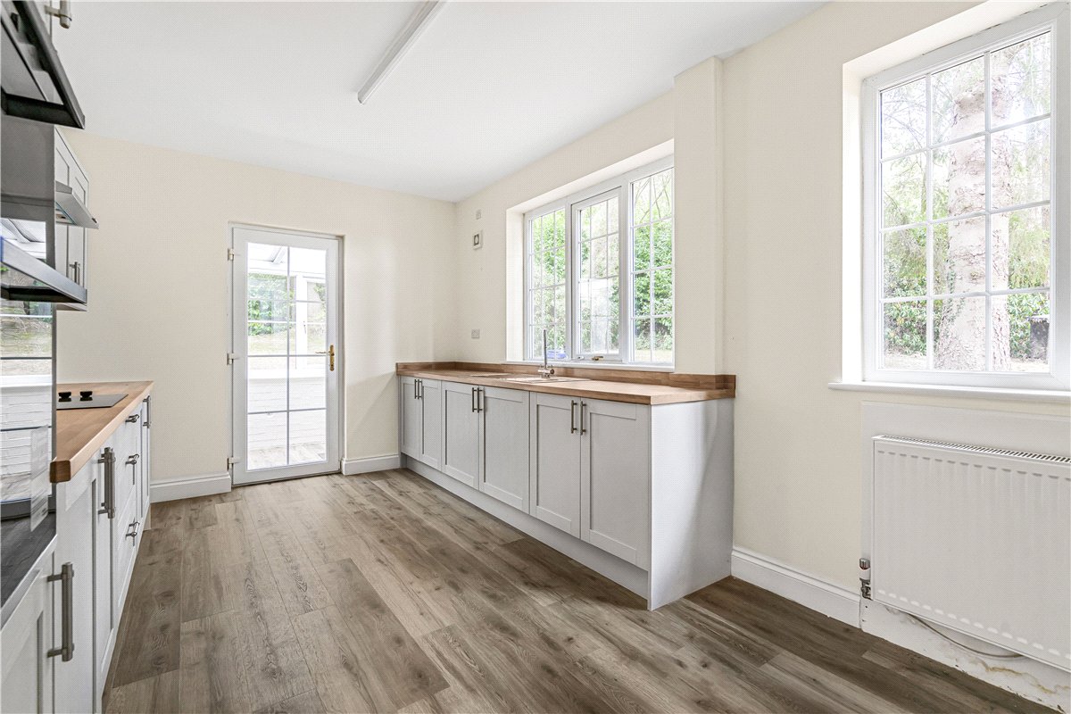 2 bedroom bungalow, Birch Tree Lane, Whitmore ST5 - Let Agreed