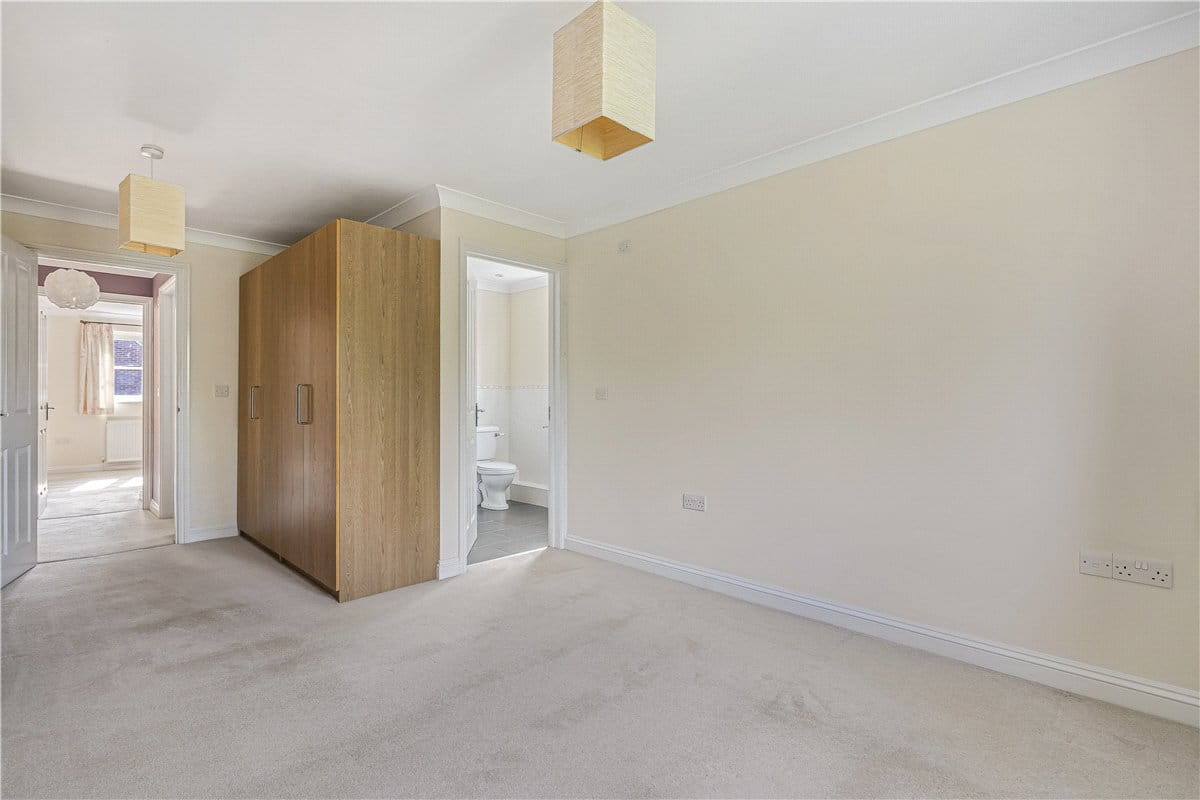 4 bedroom house, Poppy Close, Yarnton OX5 - Let Agreed