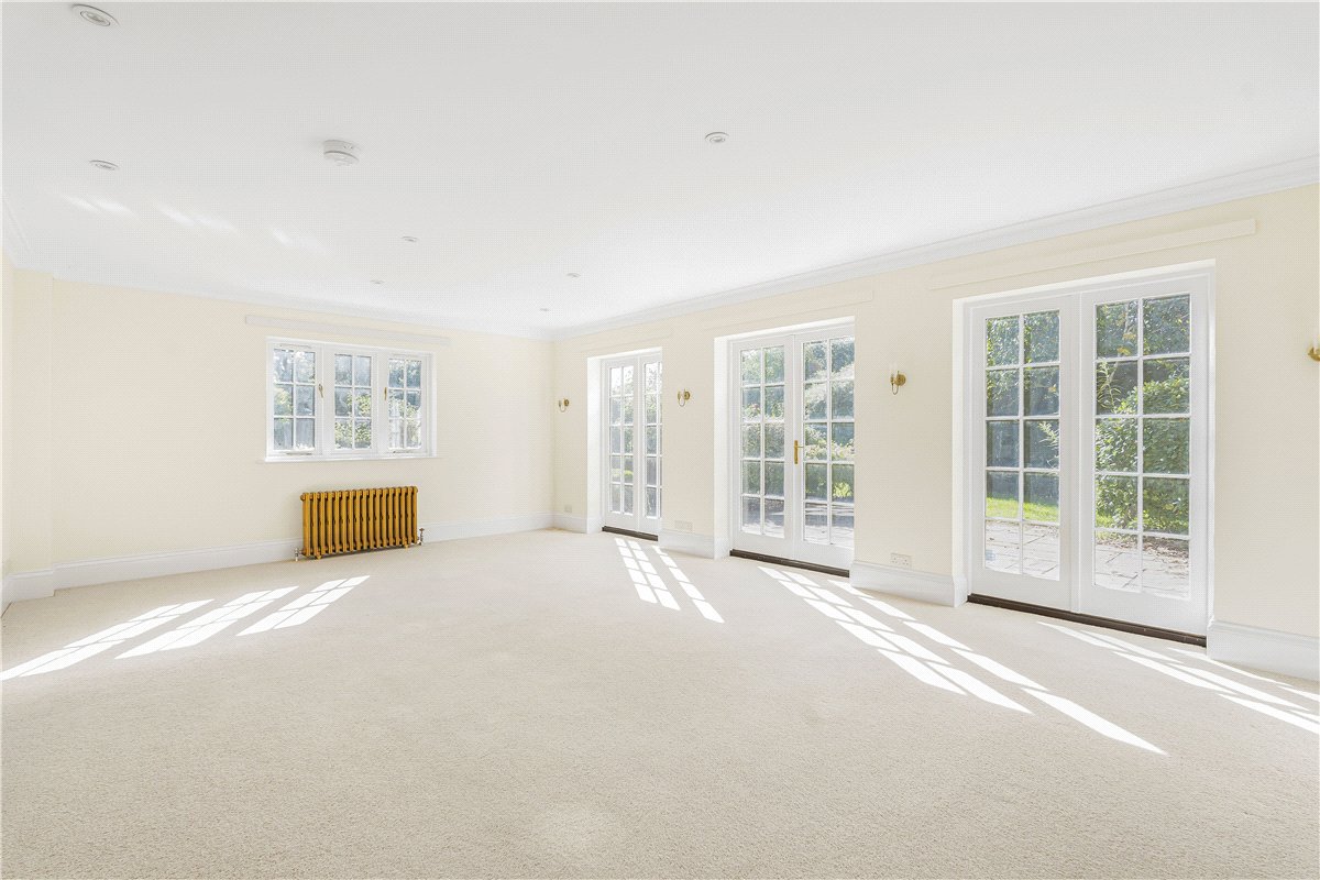 5 bedroom house, Darnford Lane, Lichfield WS14 - Available