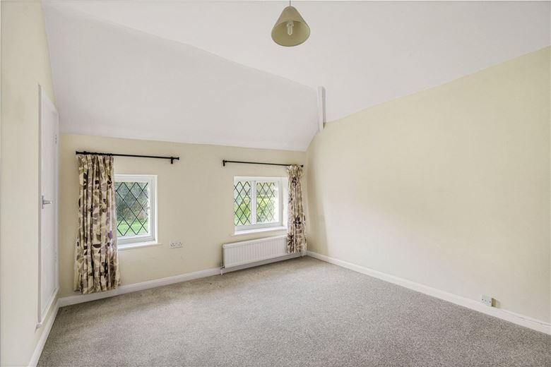 2 bedroom cottage, Great Hampden, Great Missenden HP16 - Available