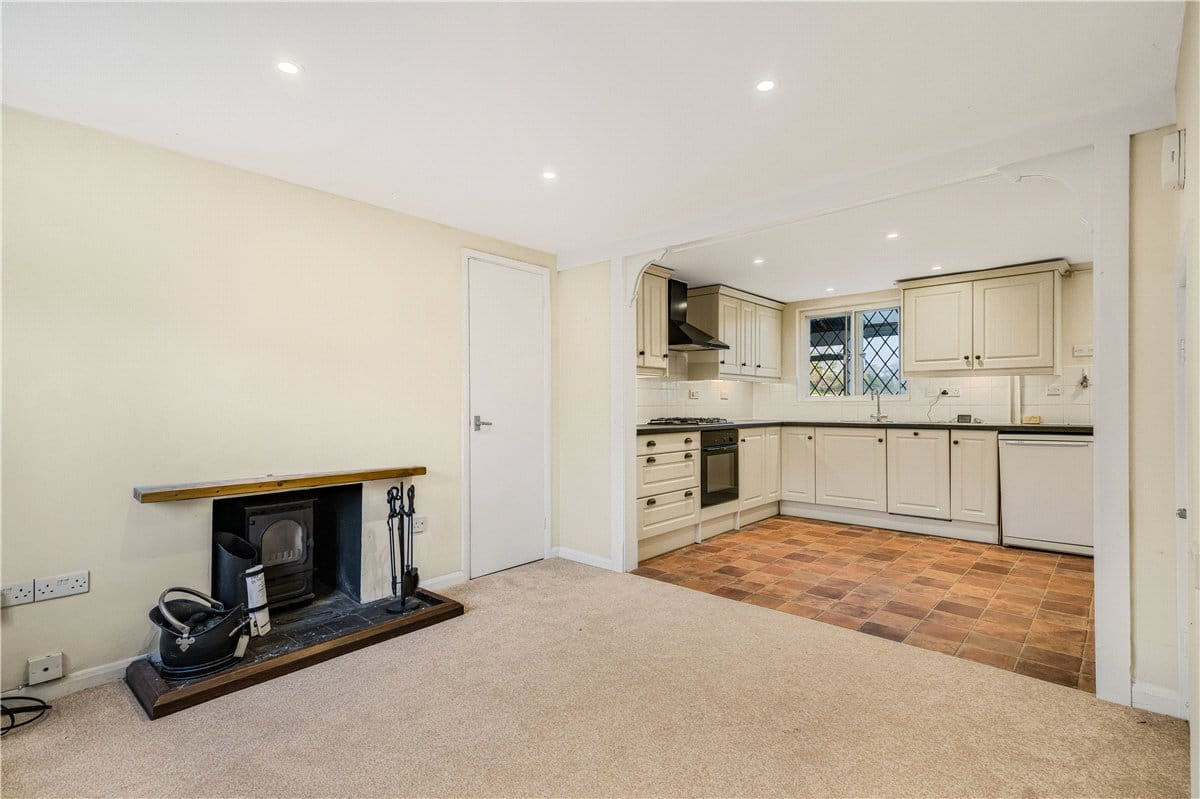 2 bedroom cottage, Great Hampden, Great Missenden HP16 - Available