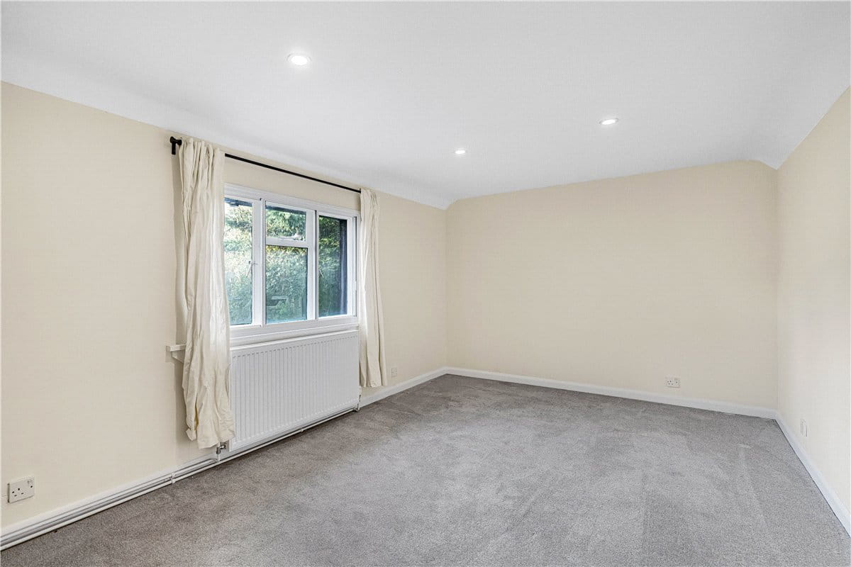 2 bedroom cottage, Great Hampden, Great Missenden HP16 - Available