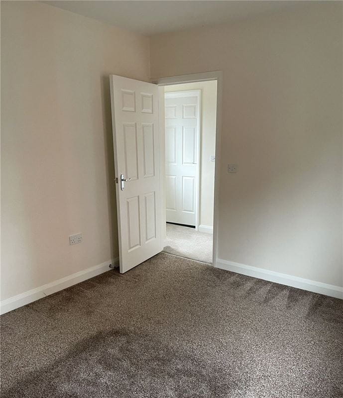 2 bedroom house, Thornfield Square, Long Eaton NG10 - Available
