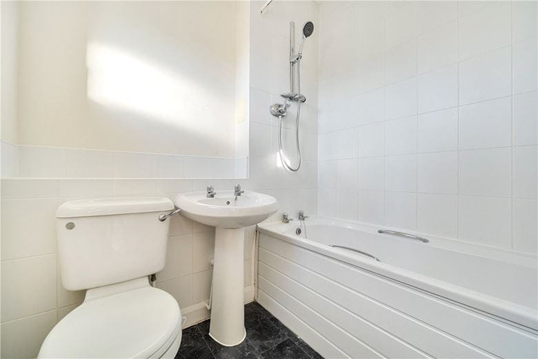 2 bedroom house, Thornfield Square, Long Eaton NG10 - Available