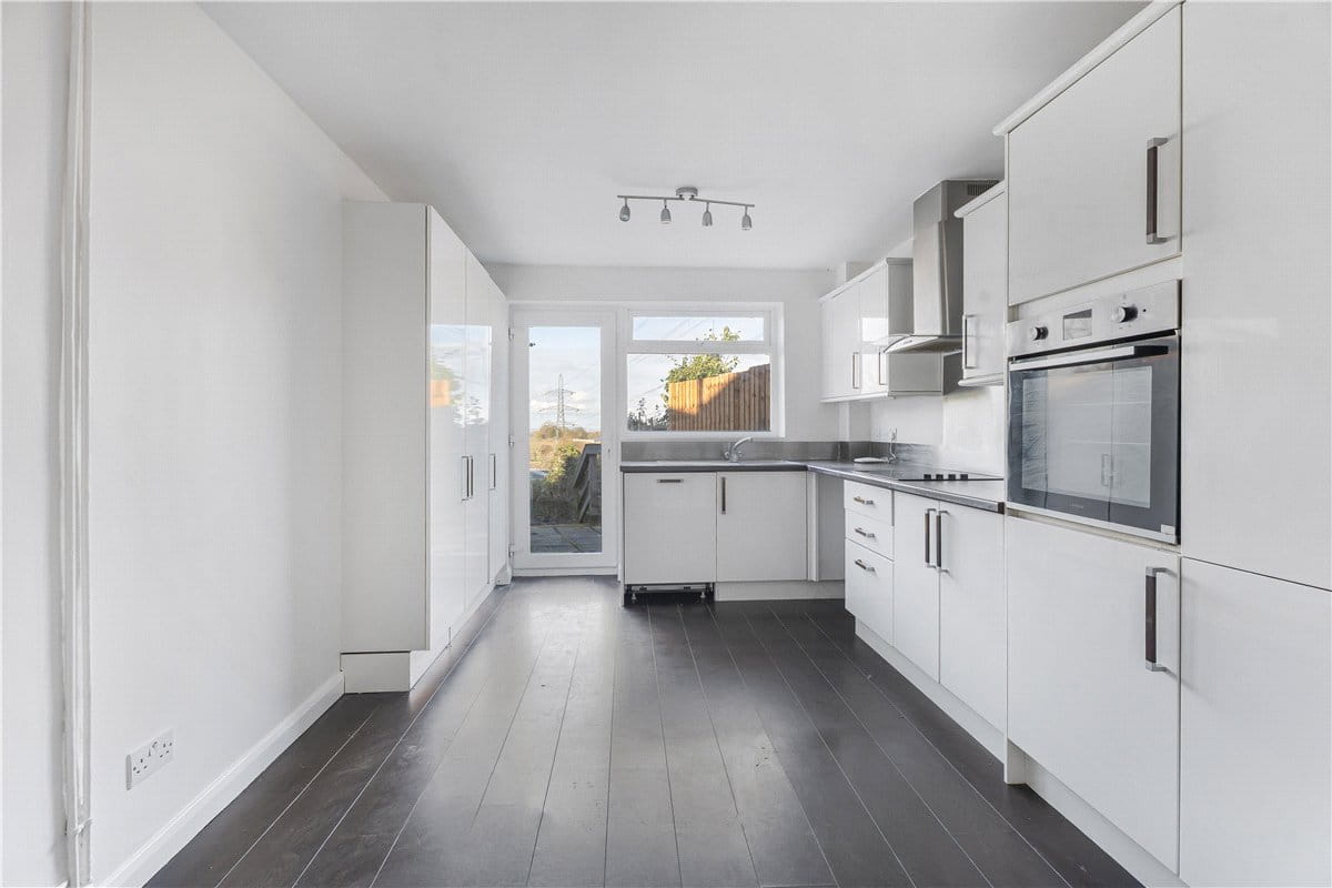 2 bedroom house, Ellesborough Road, Wendover HP22 - Available