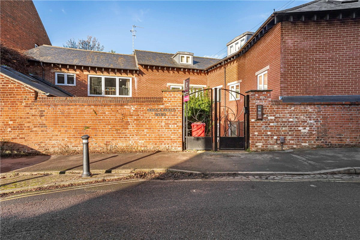 1 bedroom flat, St. Bernards Road, Oxford OX2 - Available